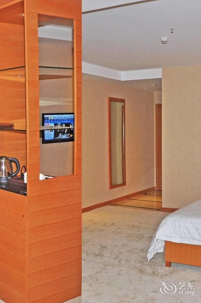Shenzhen Huamao Aviatic Hotel Экстерьер фото