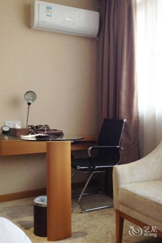 Shenzhen Huamao Aviatic Hotel Экстерьер фото