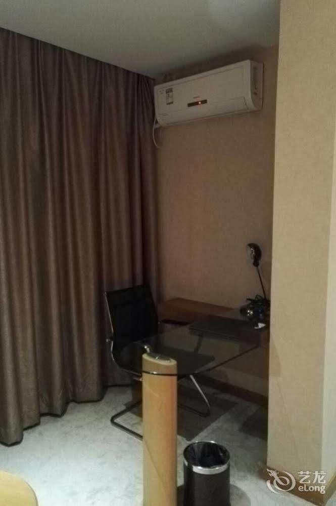 Shenzhen Huamao Aviatic Hotel Экстерьер фото